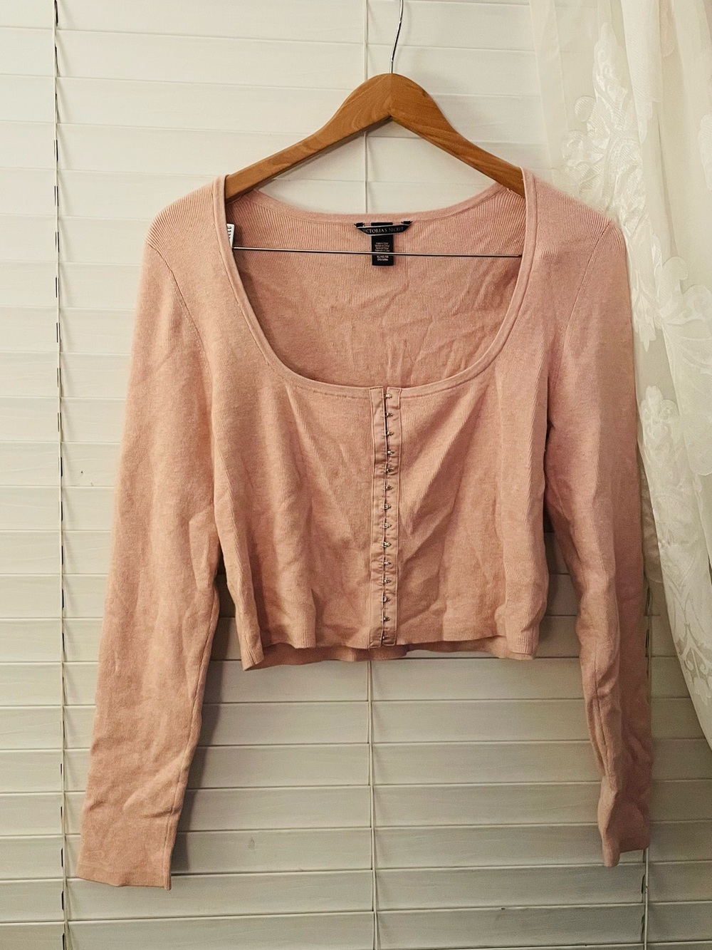 Victoria's Secret Blush Pink Cropped Hook-and-Eye Long Sleeve Top